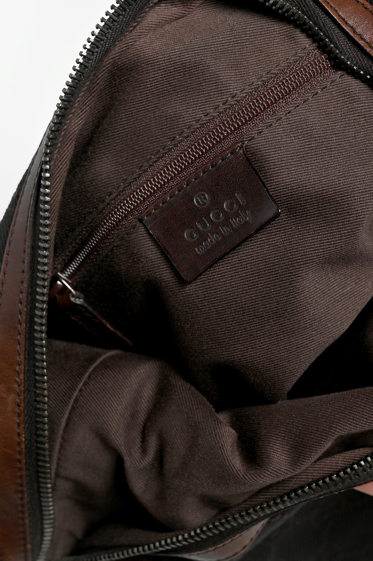 Gucci Hobo Cloth Handbag