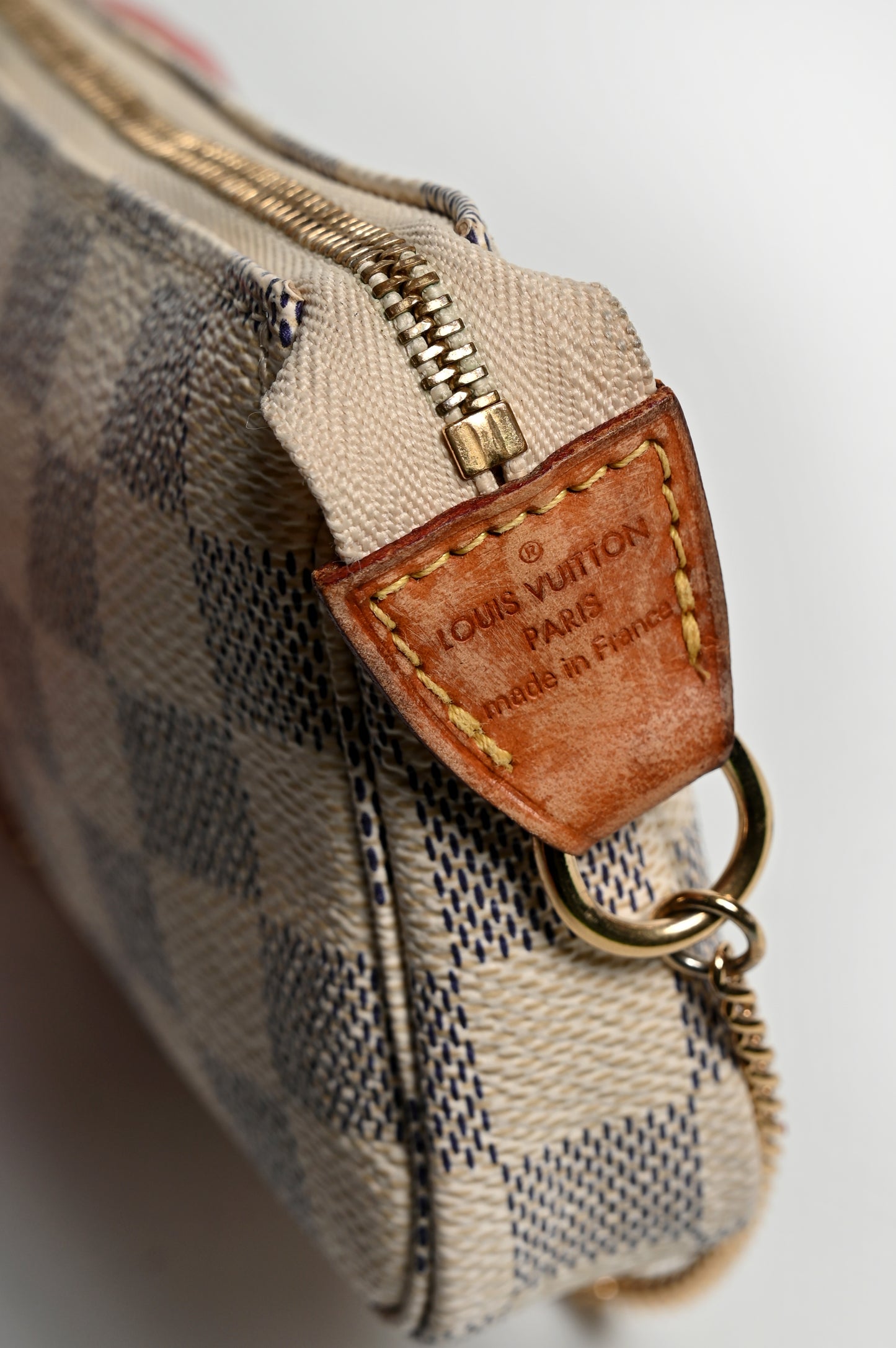 Louis Vuitton Damier Azur Mini Pochette 01