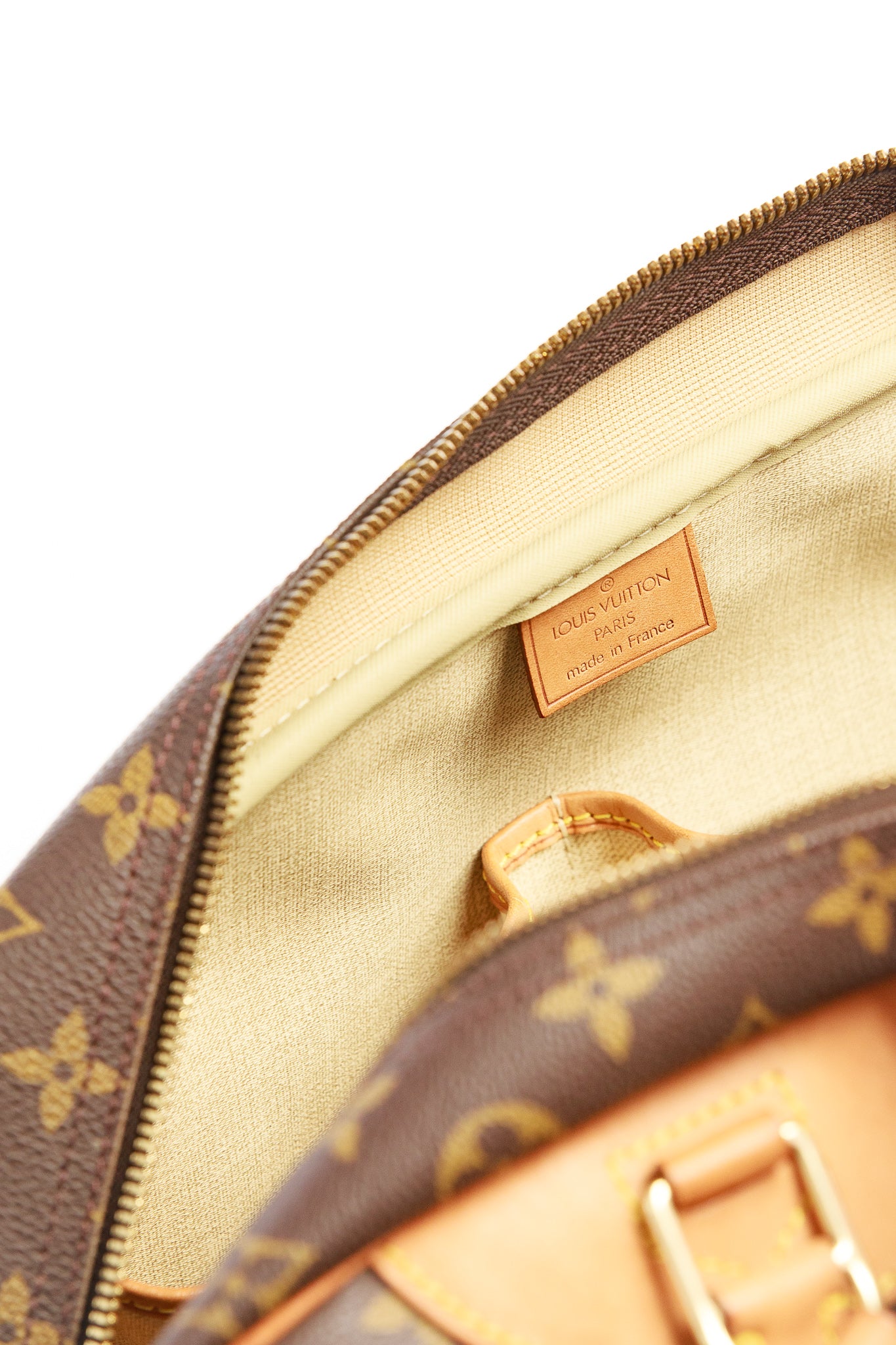 Louis Vuitton Deauville Leather Handbag