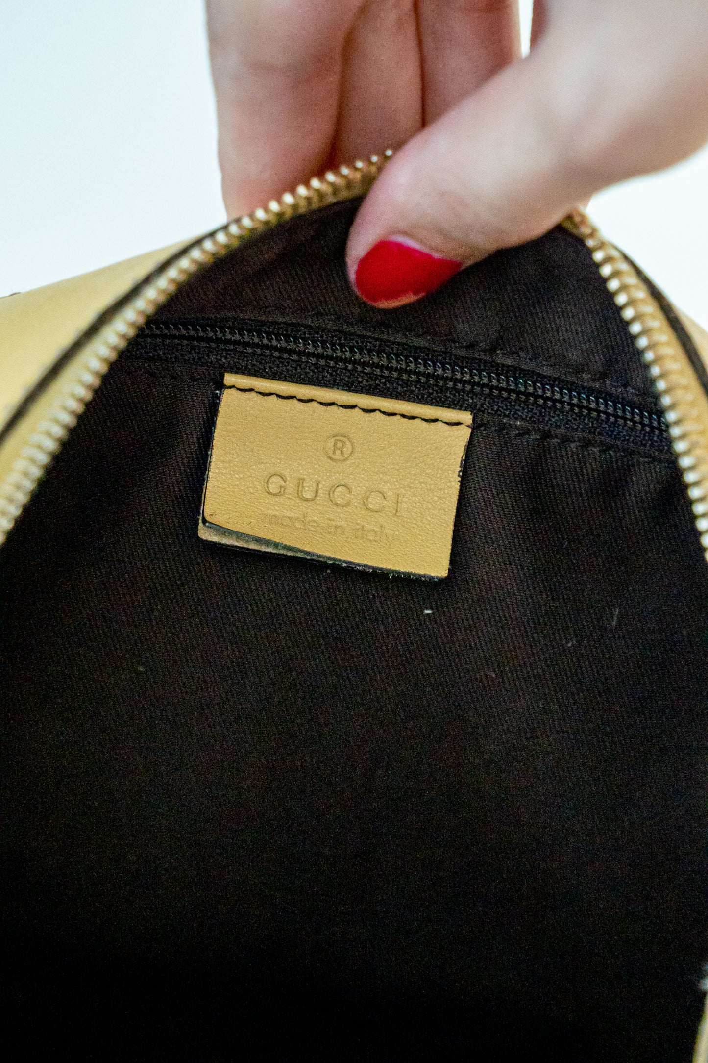 Gucci GG Canvas Abbey D-Ring Shoulder Bag