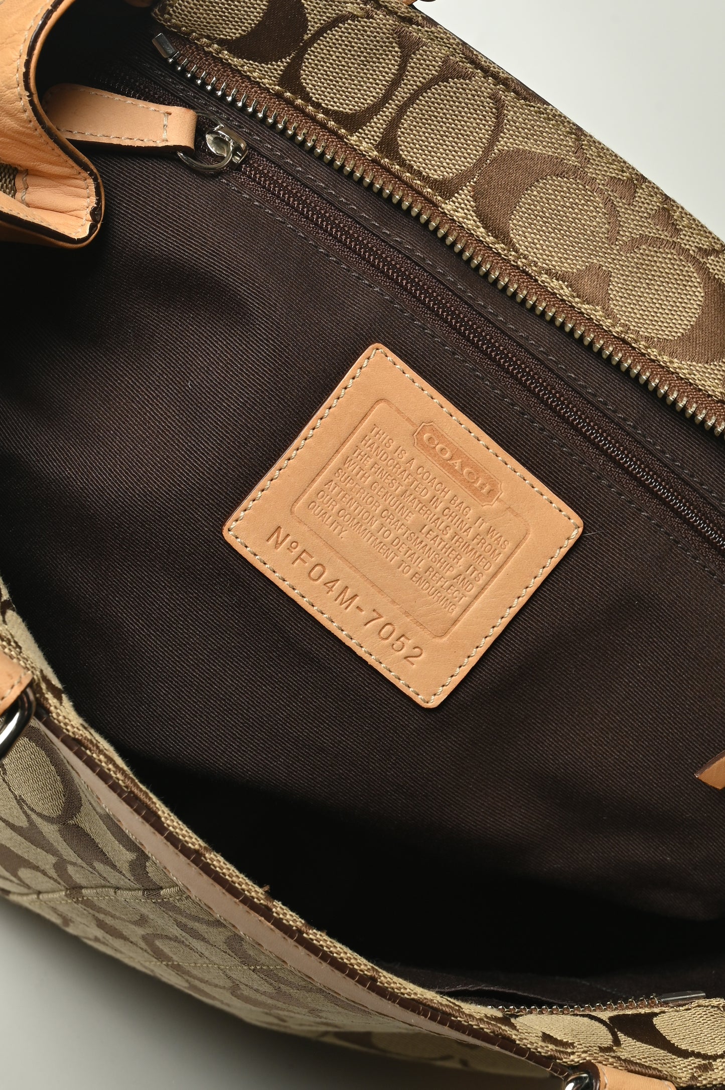 (PRE-ORDER) Coach Signature Canvas Tote Bag