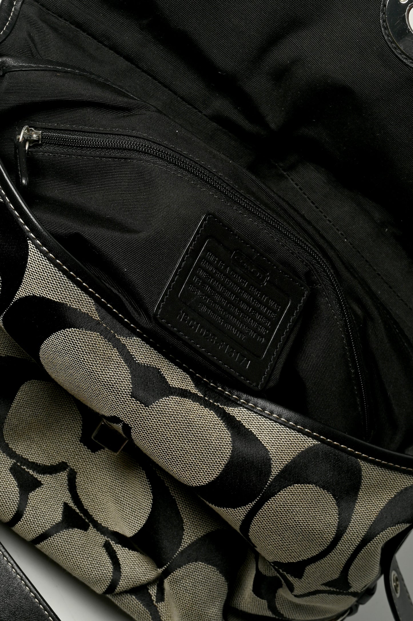 Coach Signature Canvas 2Way Bag