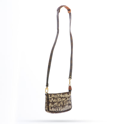 Louis Vuitton Pouchette x Stephen Sprouse